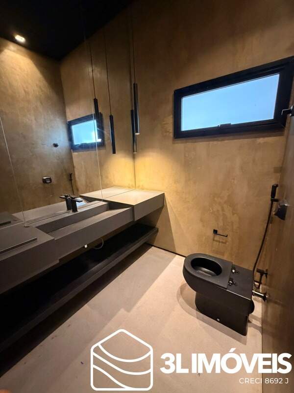Casa em Condomínio à venda no Jardim dos Ipes: