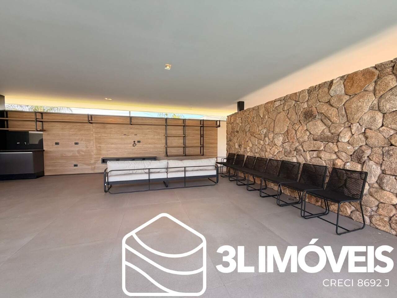Casa em Condomínio à venda no Jardim dos Ipes: