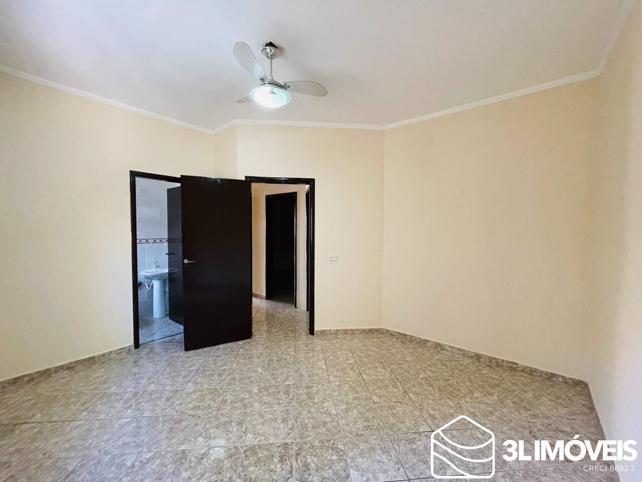 Casa à venda no Jardim Primaveril: 