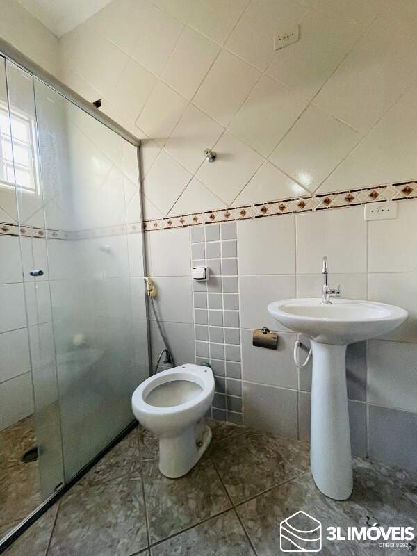 Casa à venda no Jardim Primaveril: 
