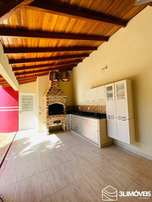 Casa à venda no Jardim Primaveril: 