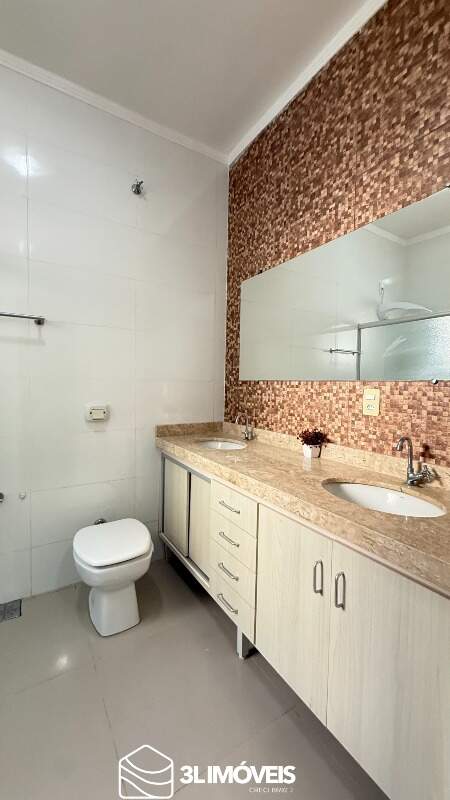 Casa para aluguel no Nova Europa: 
