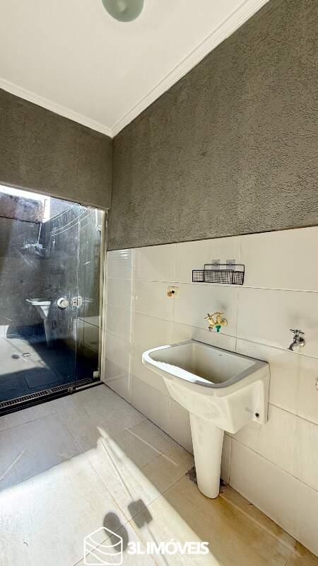 Casa para aluguel no Nova Europa: 