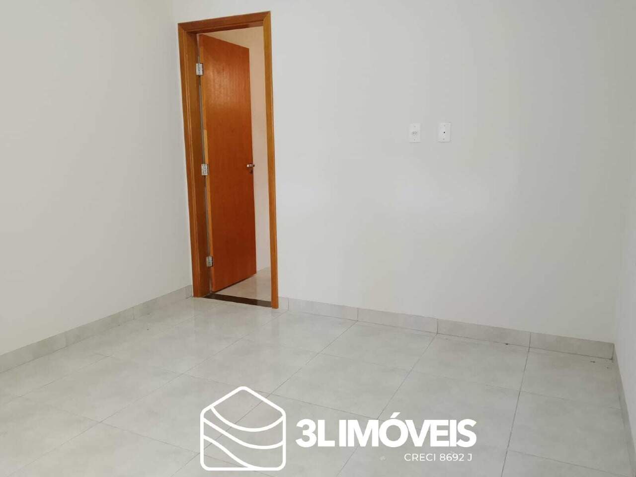Casa para aluguel no Jardim dos Ipês IV: