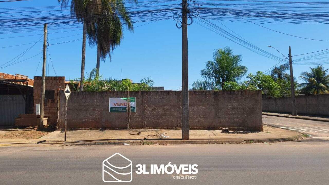 Terreno à venda no Jardim Carandá: 