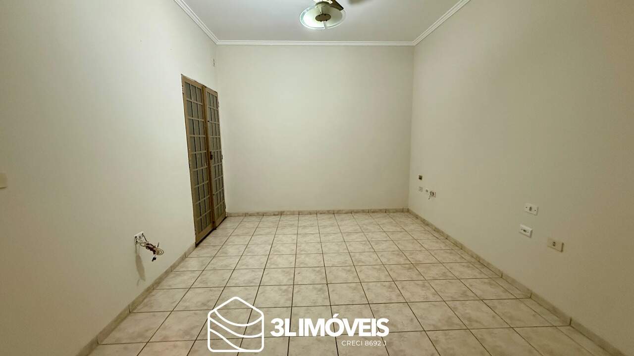 Casa à venda no Centro: 
