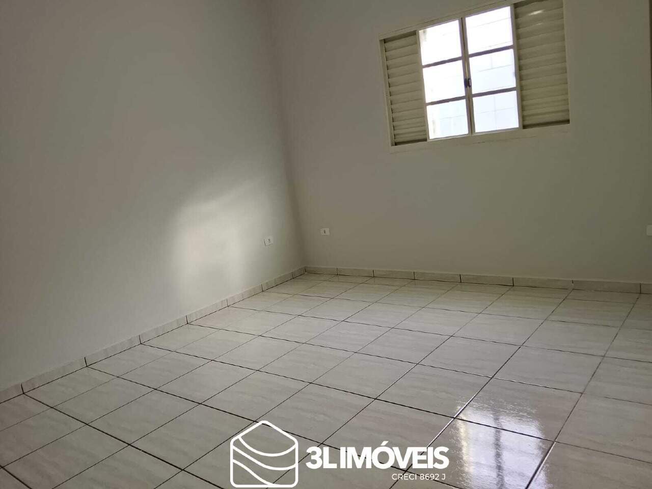 Casa para aluguel no Ipê: 