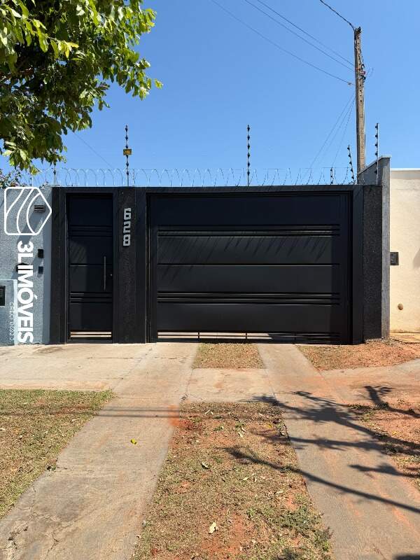 Casa à venda no Jardim dos Ipes: 