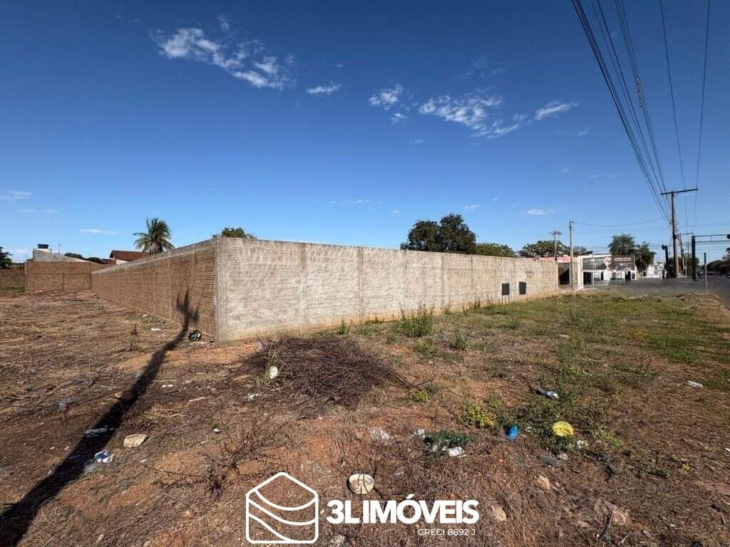 Terreno à venda no Jardim Alvorada: 