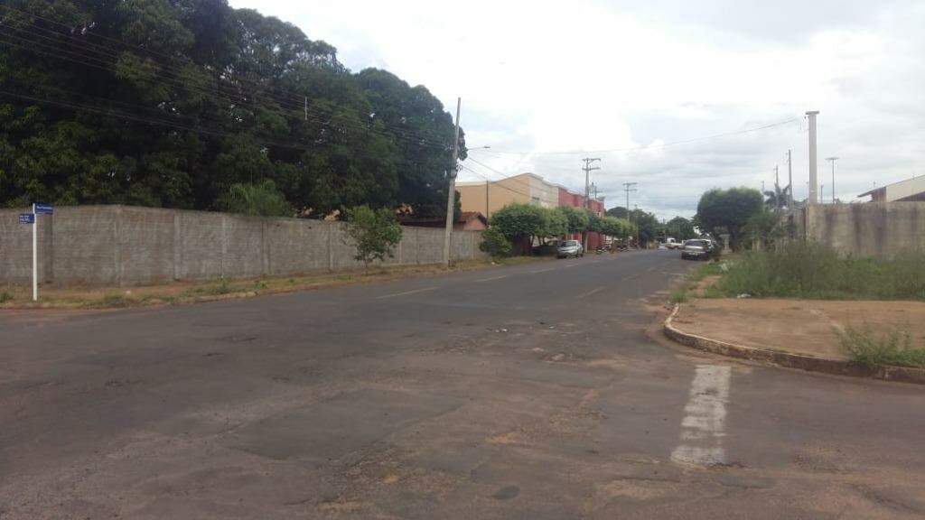 Terreno à venda no Jardim Angélica: 