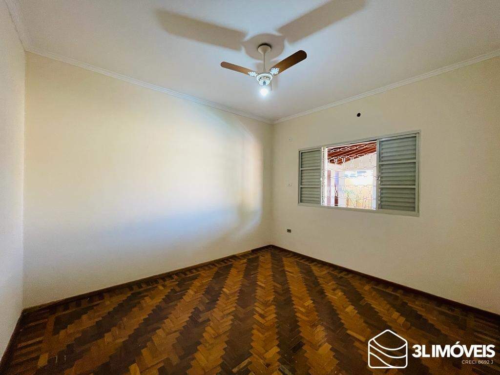 Casa para aluguel no Colinos: 