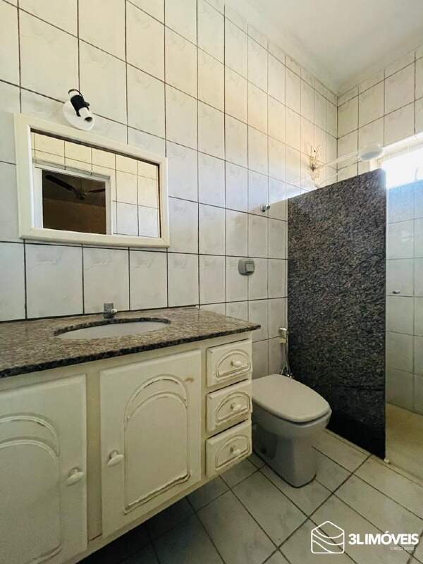 Casa para aluguel no Colinos: 