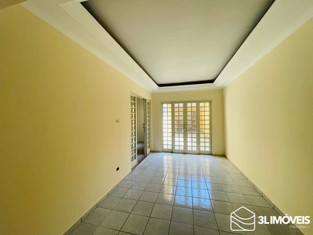 Casa para aluguel no Colinos: 
