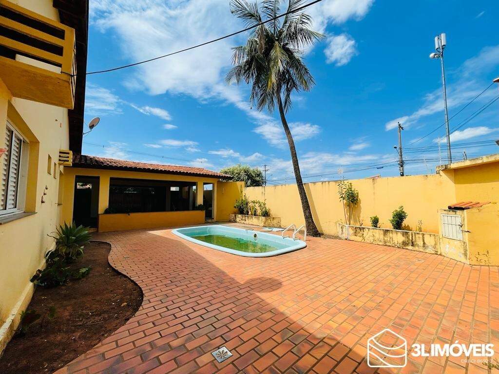 Casa para aluguel no Colinos: 