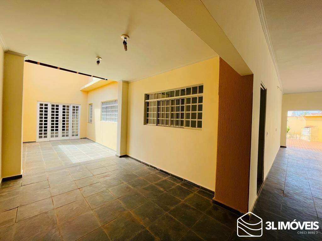 Casa para aluguel no Colinos: 