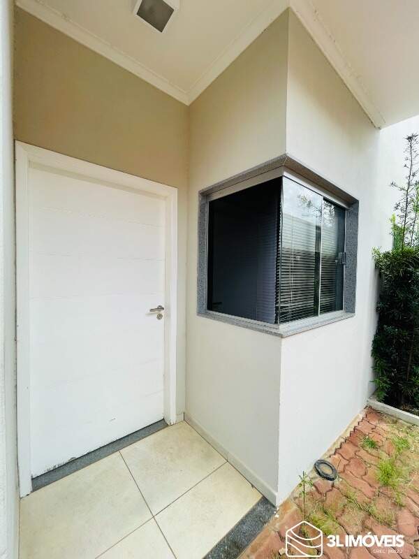 Casa para aluguel no Jardim Primaveril: 