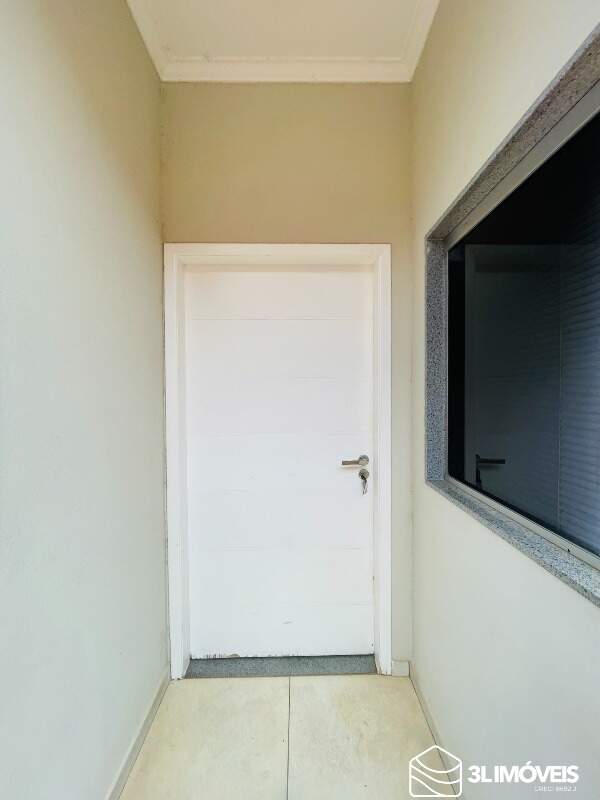 Casa para aluguel no Jardim Primaveril: 