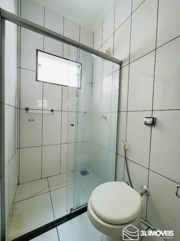 Casa para aluguel no Jardim Primaveril: 