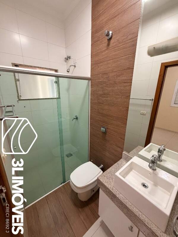 Casa para aluguel no Colinos: