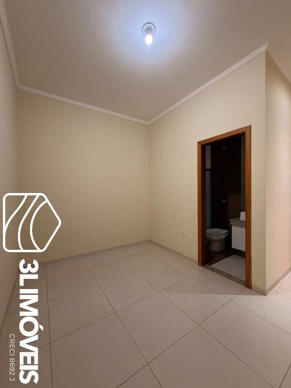 Casa para aluguel no Colinos: 