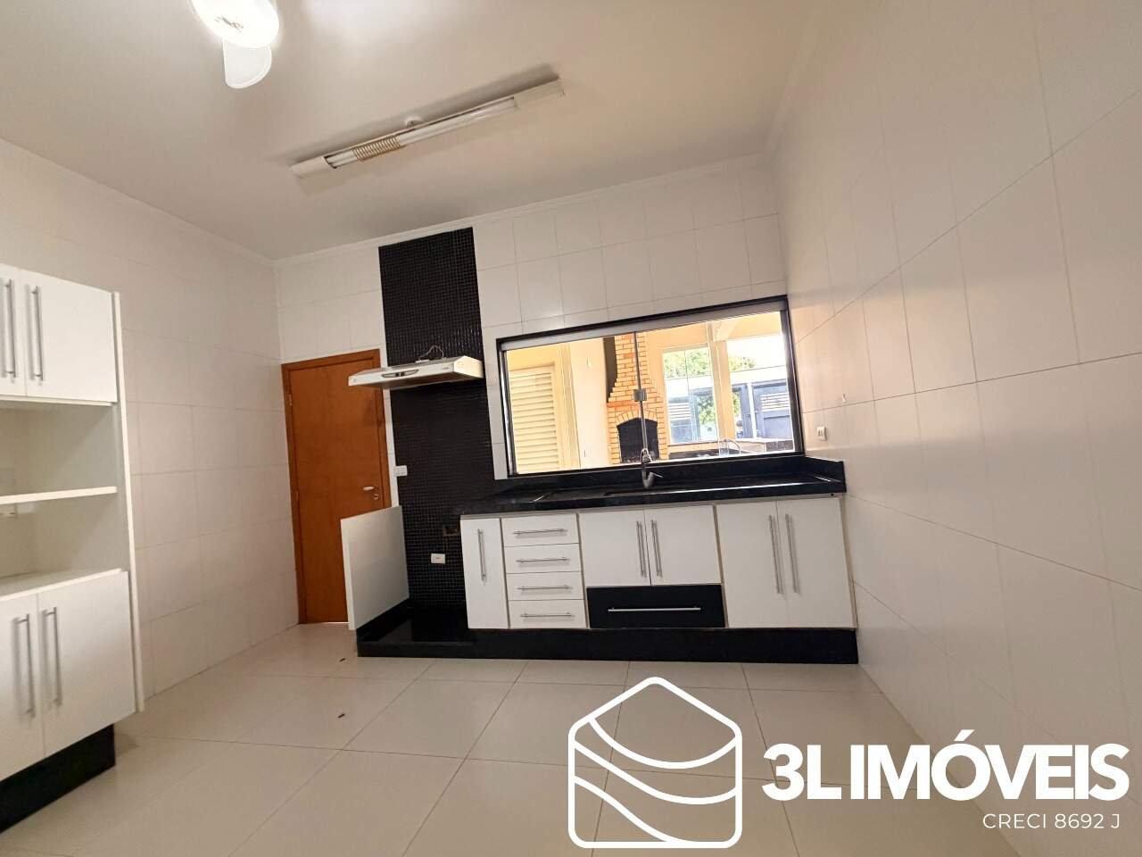 Casa para aluguel no Colinos: