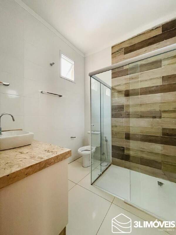 Casa para aluguel no Interlagos: