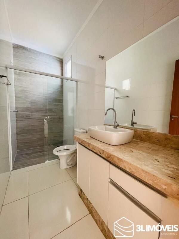 Casa para aluguel no Interlagos: