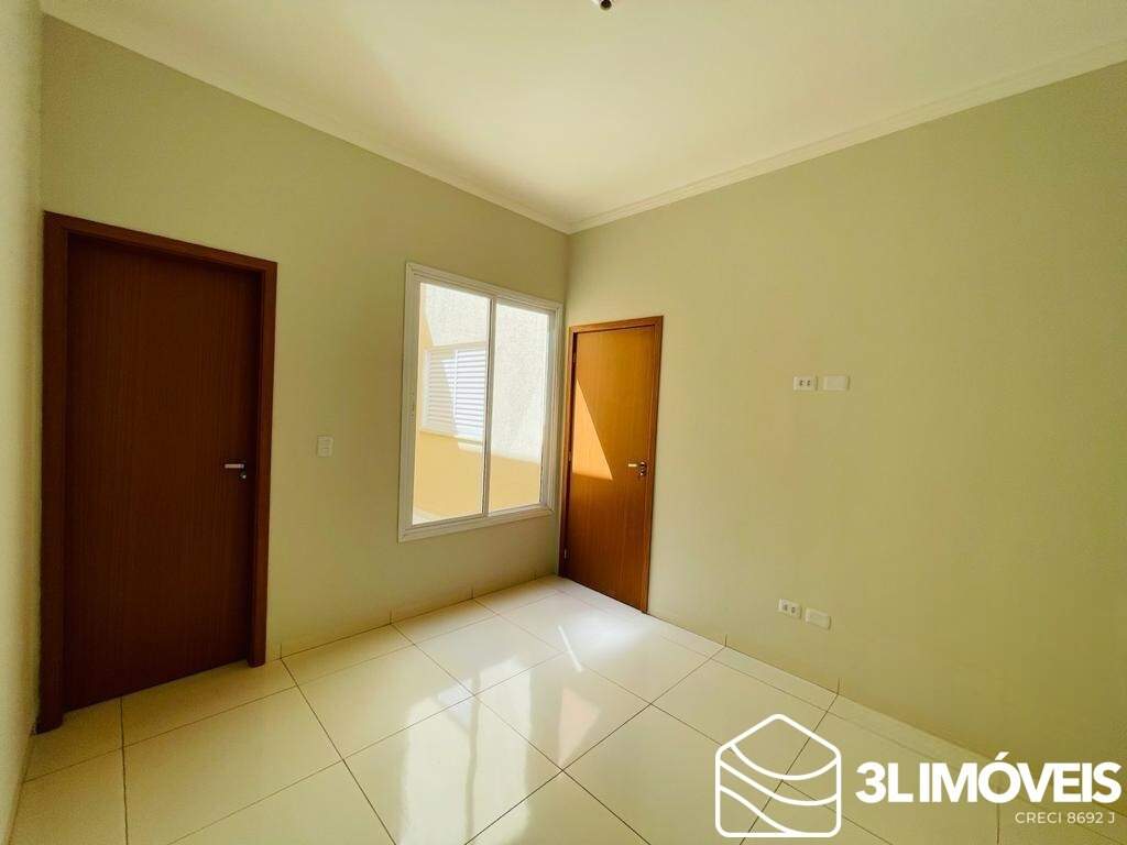 Casa para aluguel no Interlagos: