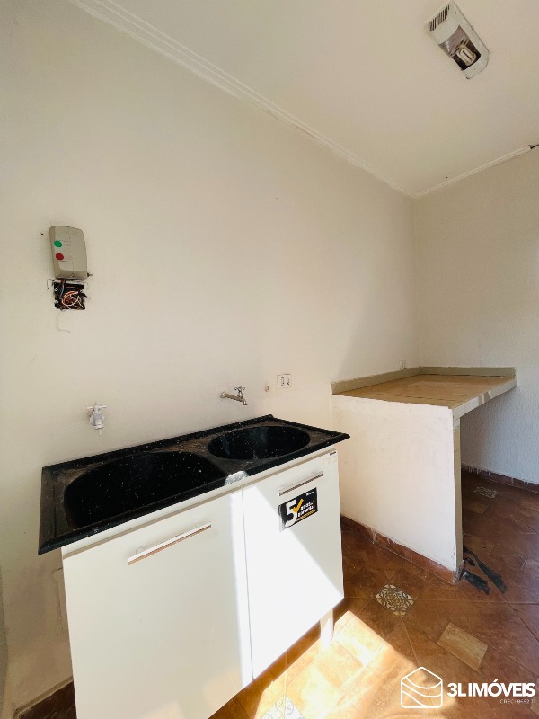 Casa para aluguel no Jardim dos Ipês III: 