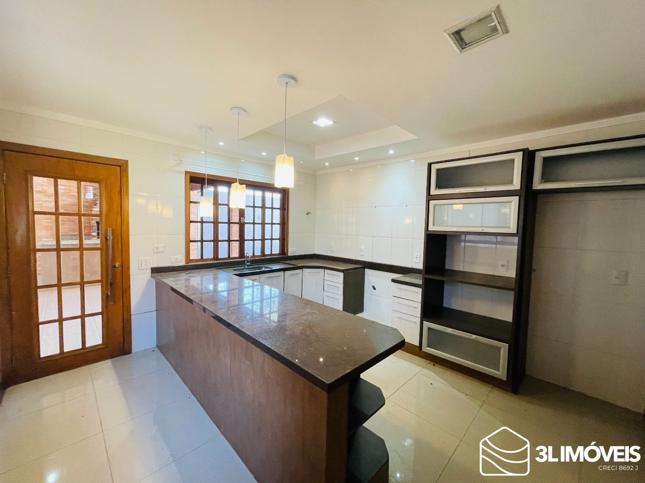 Casa para aluguel no Jardim dos Ipês III: 
