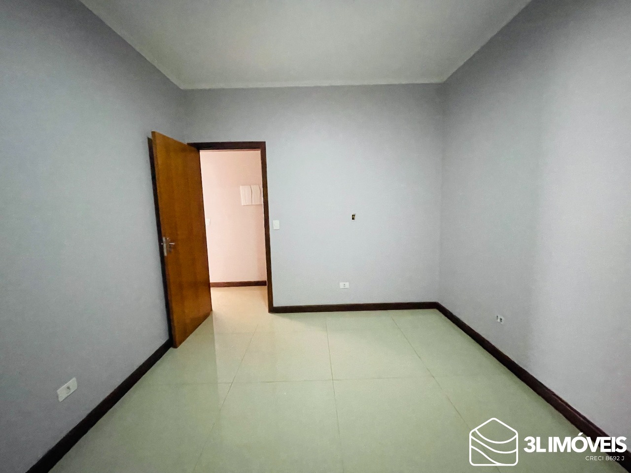 Casa para aluguel no Jardim dos Ipês III: 