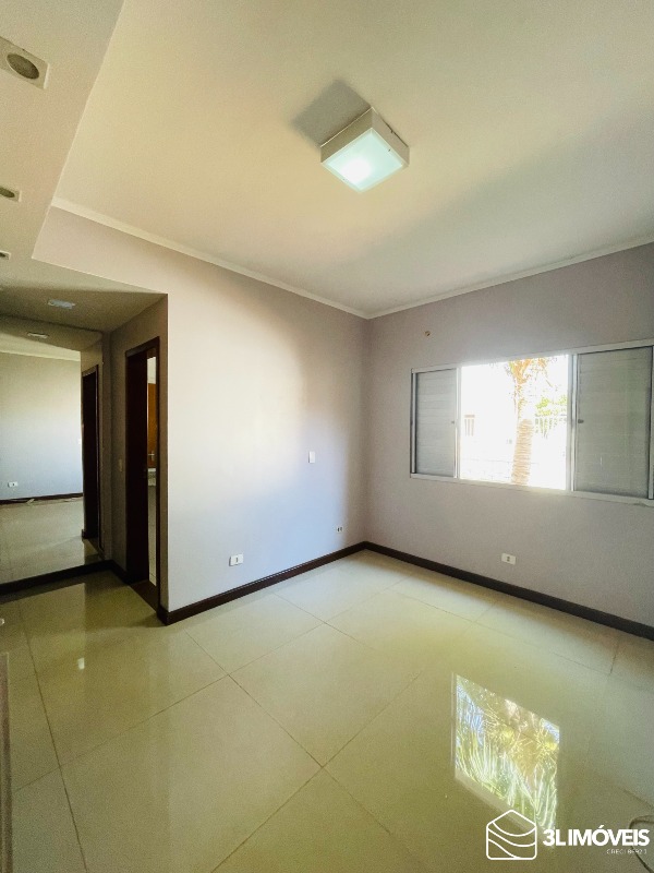 Casa para aluguel no Jardim dos Ipês III: 