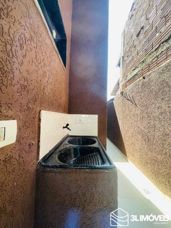 Casa para aluguel no Nova Europa: 