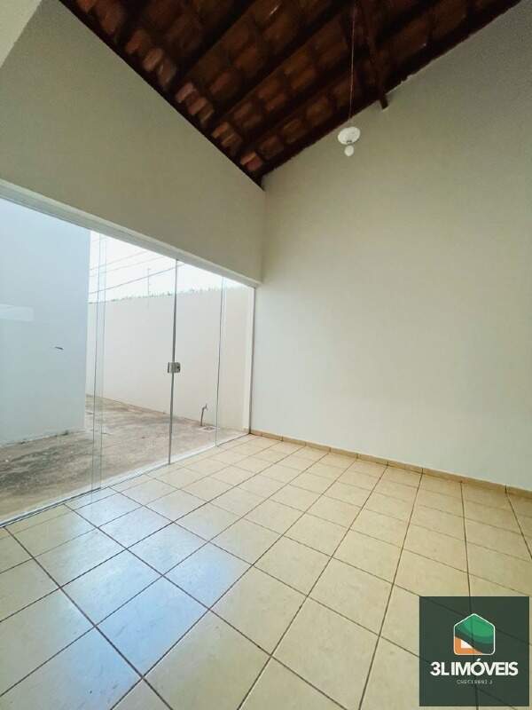 Casa para aluguel no Jardim Primaveril: 