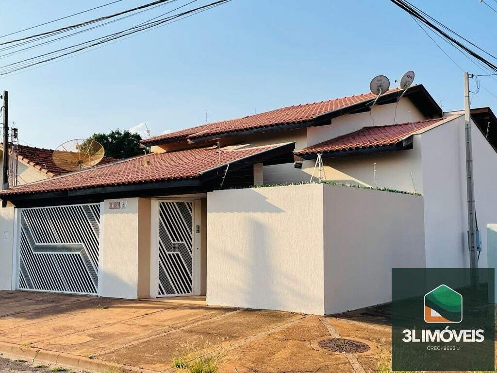 Casa para aluguel no Jardim Primaveril: 