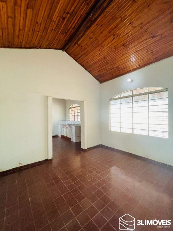 Casa para aluguel no Centro: