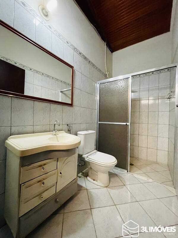 Casa para aluguel no Centro: