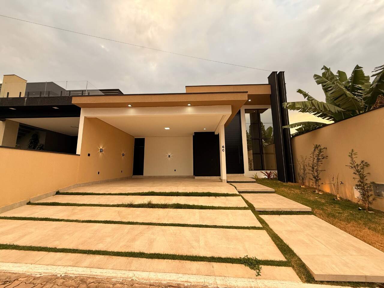 Casa à venda no Setor Habitacional Arniqueira (Águas Claras): 