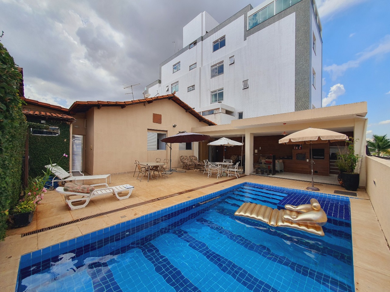 Casa à venda no Eldorado: 