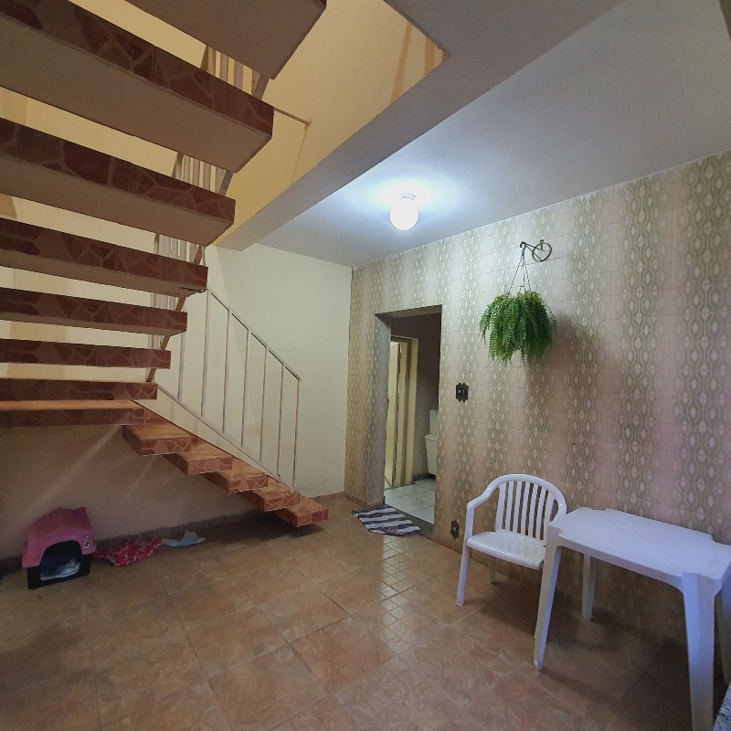 Casa para aluguel no Jardim Riacho das Pedras: 