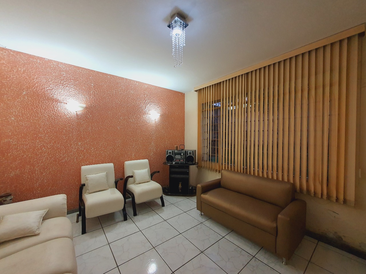 Casa para aluguel no Jardim Riacho das Pedras: 