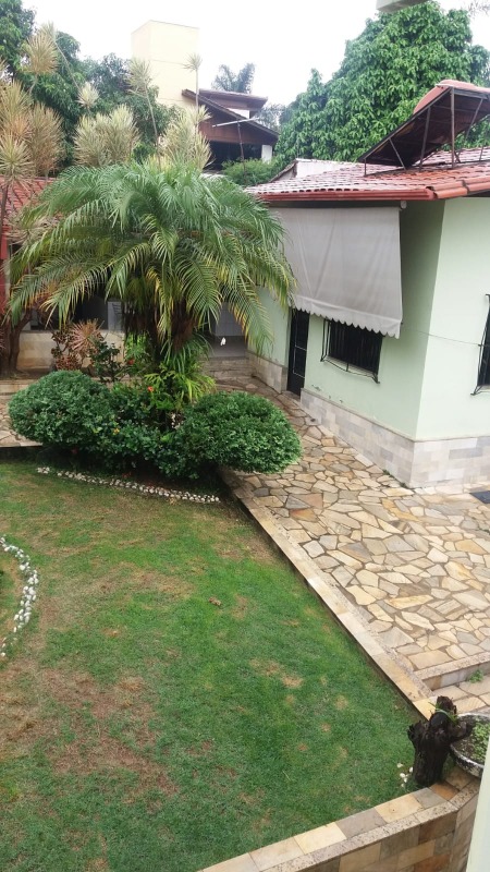 Casa à venda no Colonial: 