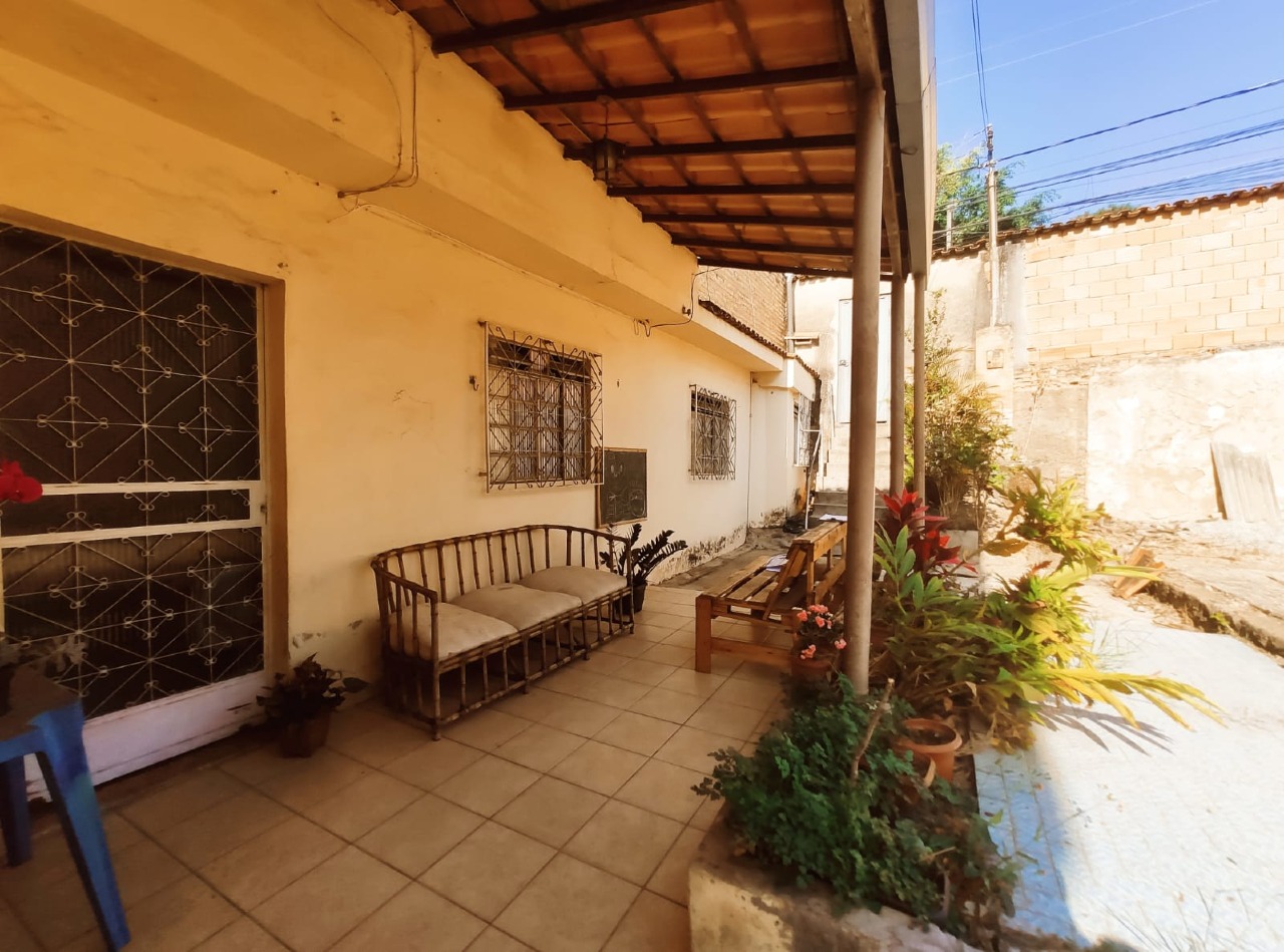 Casa à venda no Riacho das Pedras: 