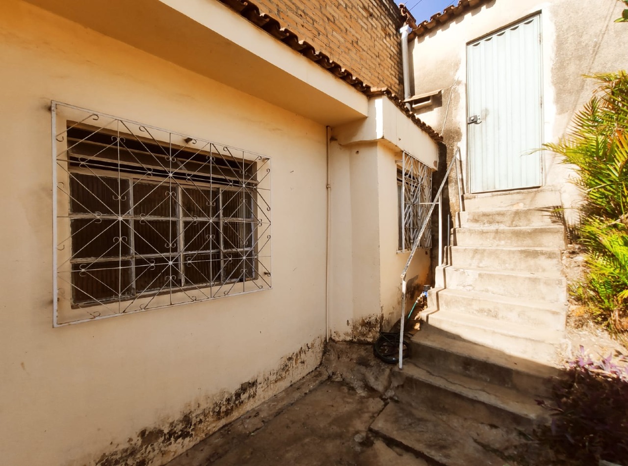 Casa à venda no Riacho das Pedras: 