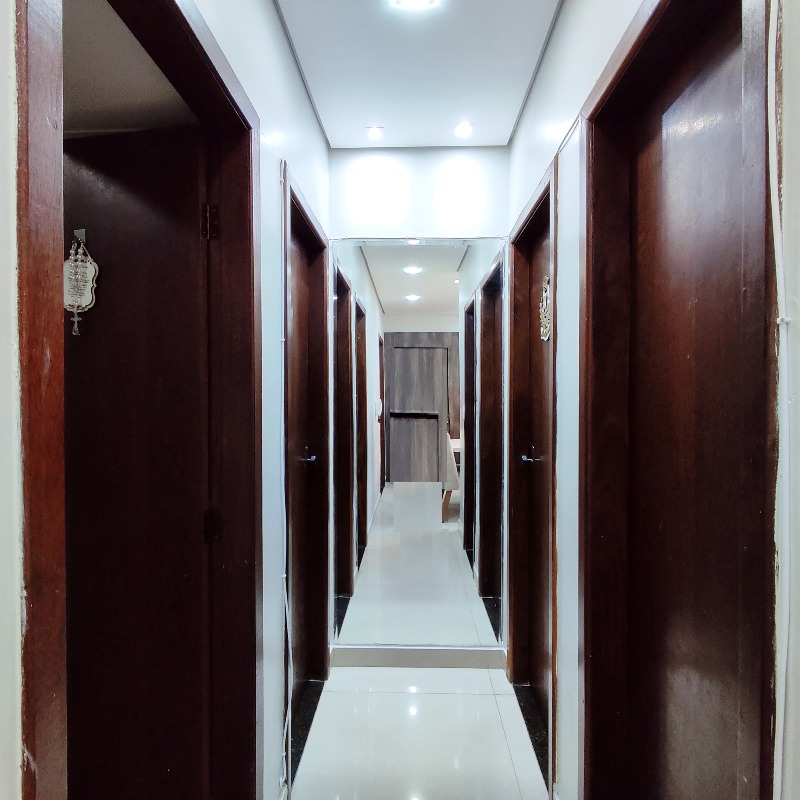 Cobertura à venda no Santa Cruz Industrial: 