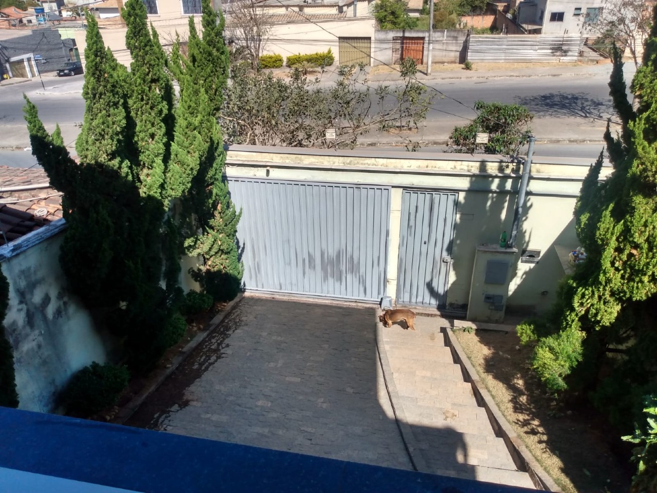 Casa à venda no Colonial: 