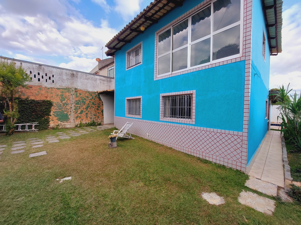 Casa à venda no Tropical: 