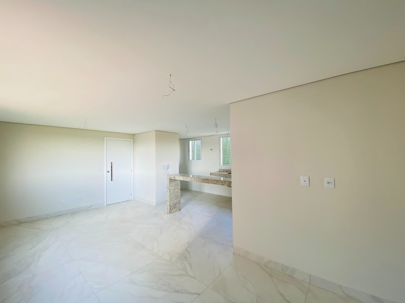 Apartamento à venda no Cabral : 