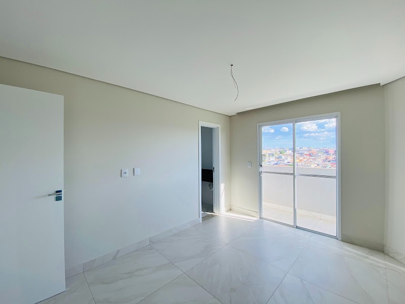 Apartamento à venda no Cabral : 