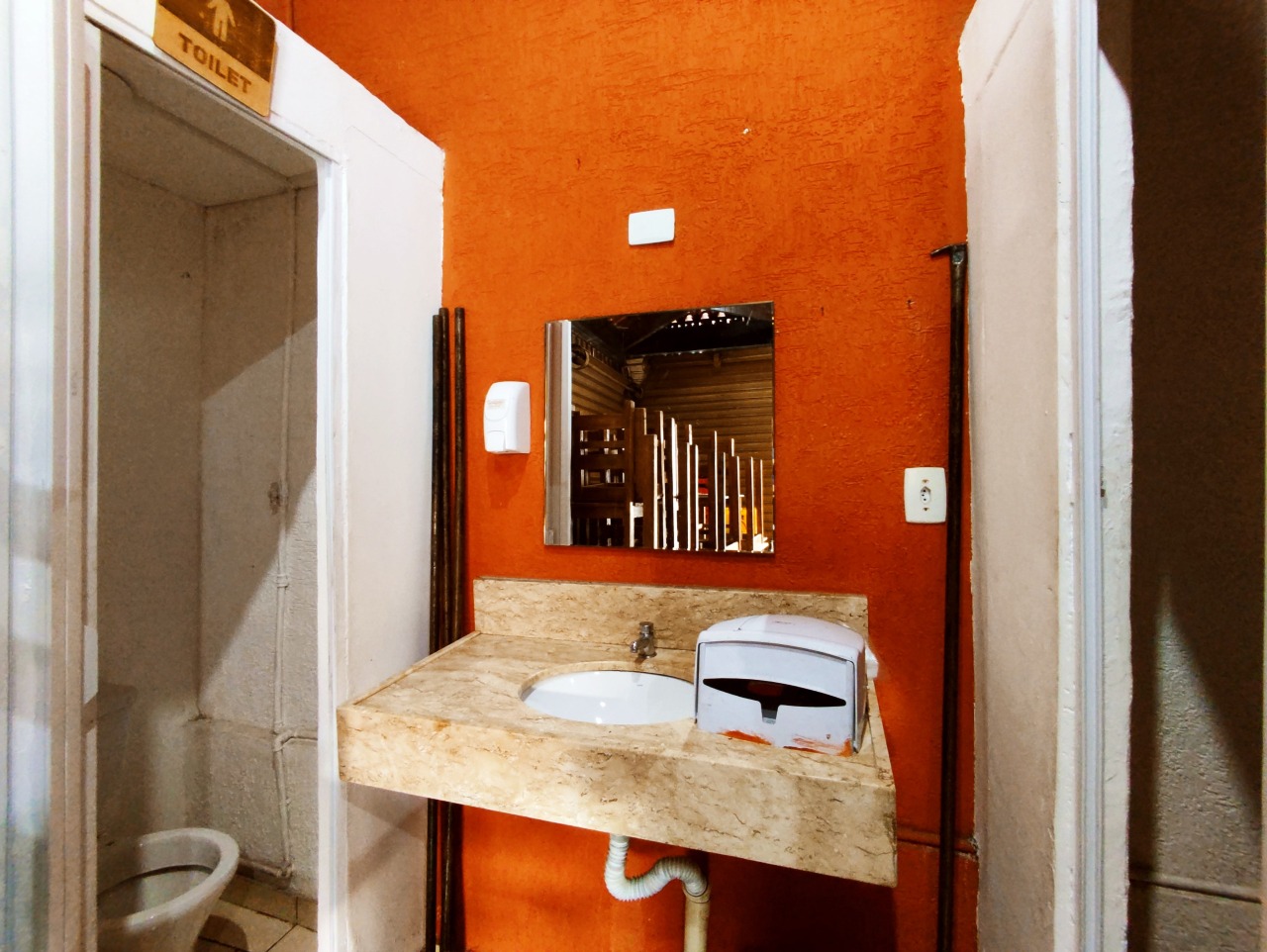 Loja para aluguel no Industrial: 